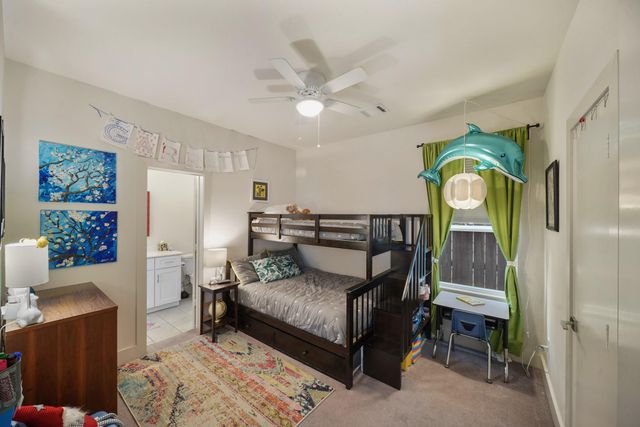 2210 Lou Ellen Lane F, Houston, TX 77018