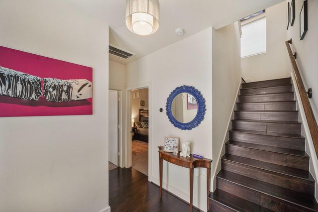 2210 Lou Ellen Lane F, Houston, TX 77018