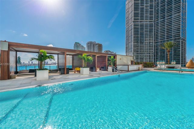 200 Biscayne Boulevard Way 4409, Miami, FL 33131