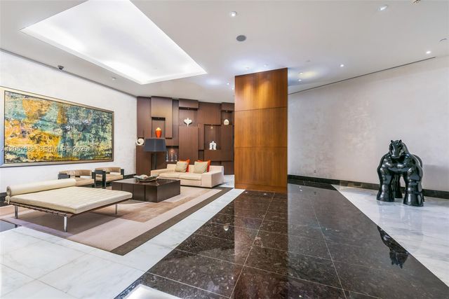 200 Biscayne Boulevard Way 4409, Miami, FL 33131