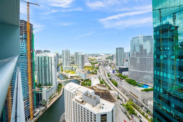 200 Biscayne Boulevard Way 4409, Miami, FL 33131
