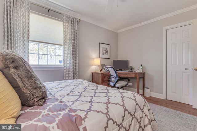 225 BUTTONWOOD DR, Feasterville Trevose, PA 19053