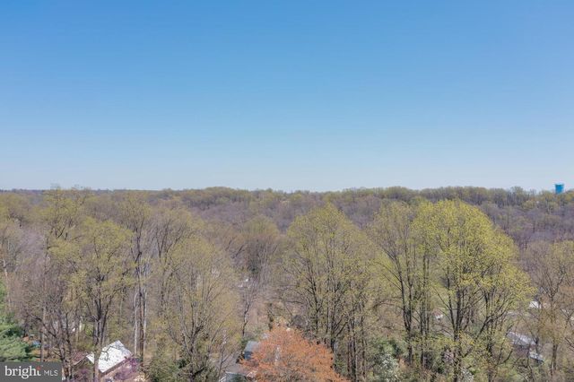 225 BUTTONWOOD DR, Feasterville Trevose, PA 19053