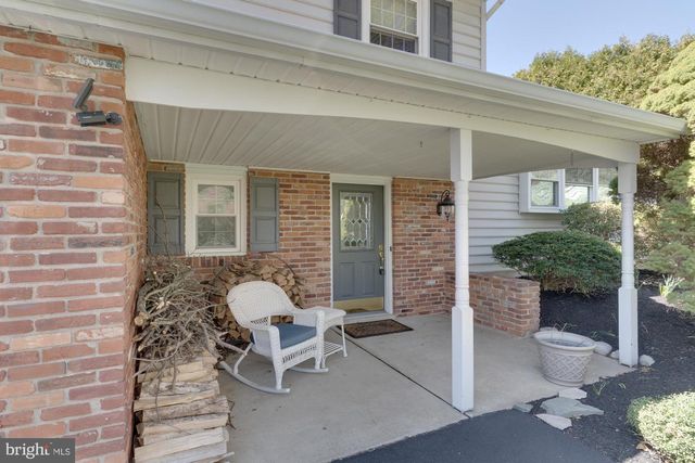 225 BUTTONWOOD DR, Feasterville Trevose, PA 19053