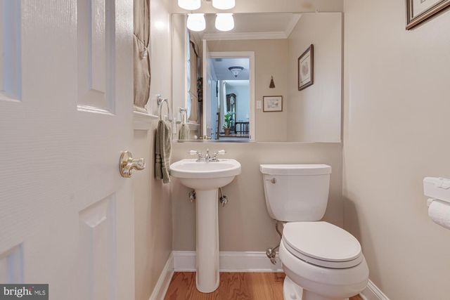 225 BUTTONWOOD DR, Feasterville Trevose, PA 19053