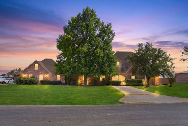 2474 McConnell Road, Gunter, TX 75058