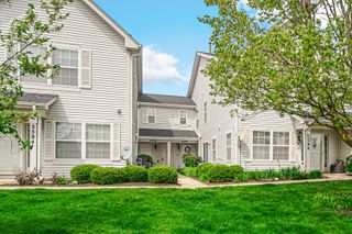 2588 Dickens Court, Aurora, IL 60503