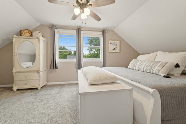 670 Newport Road, Valparaiso, IN 46385