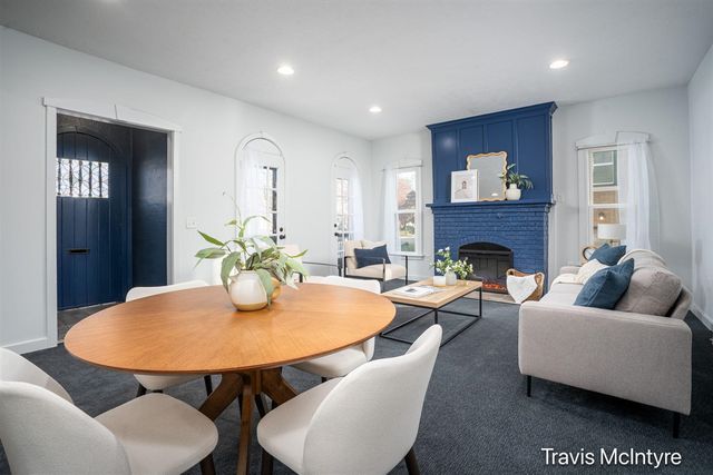 2053 Paris Avenue, Grand Rapids, MI 49505