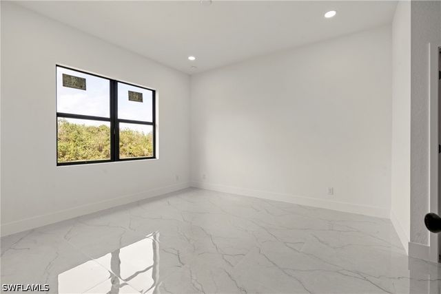 346 Ranchito AVE, Lehigh Acres, FL 33974