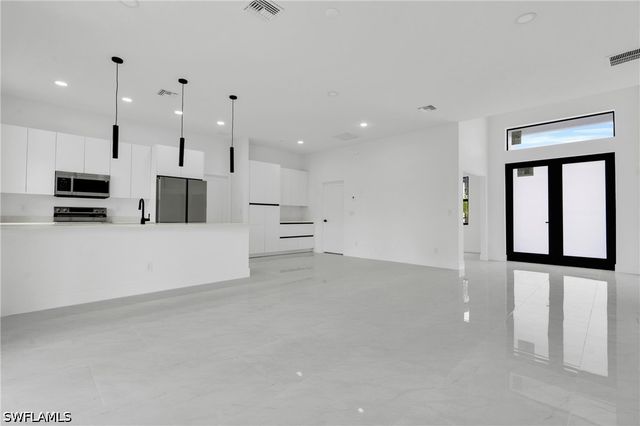 346 Ranchito AVE, Lehigh Acres, FL 33974