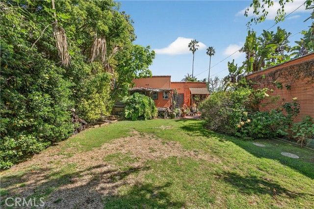 651 N La Jolla, Los Angeles, CA 90048