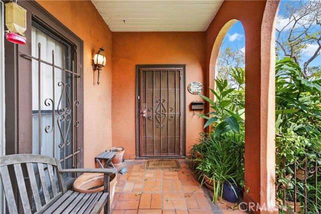 651 N La Jolla, Los Angeles, CA 90048