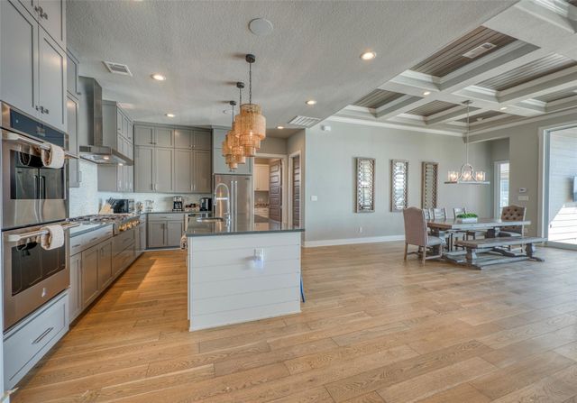 414 Campa Pajama LN, Kingsland, TX 78639