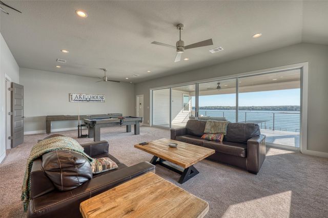 414 Campa Pajama LN, Kingsland, TX 78639