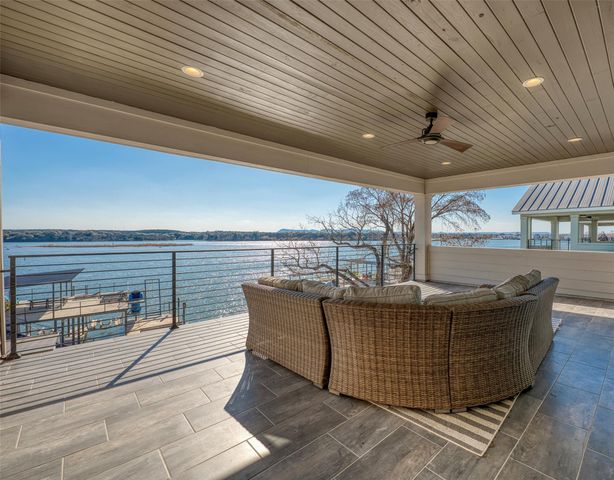 414 Campa Pajama LN, Kingsland, TX 78639