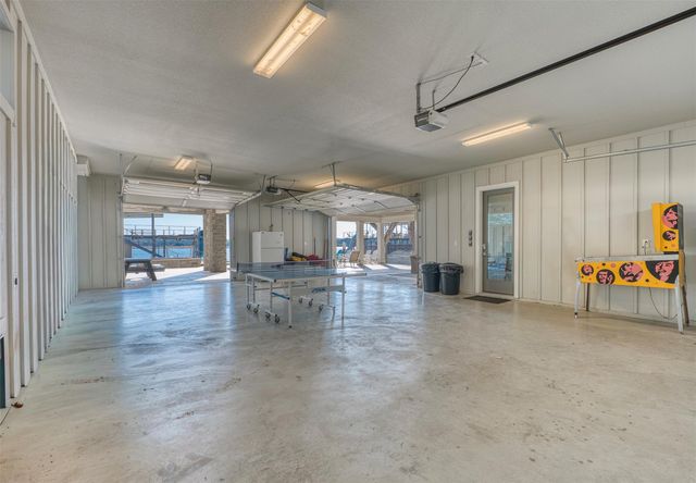 414 Campa Pajama LN, Kingsland, TX 78639