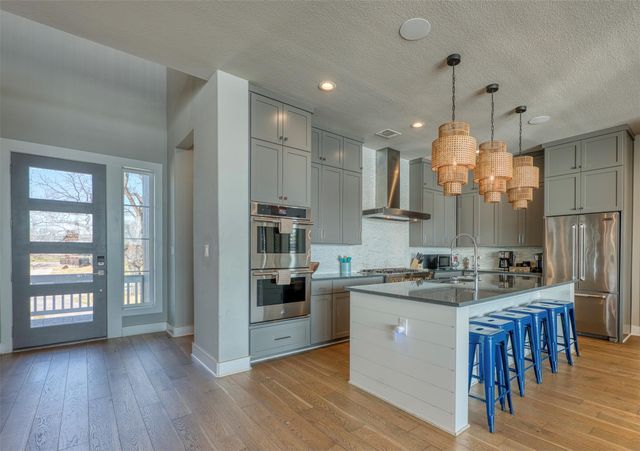 414 Campa Pajama LN, Kingsland, TX 78639