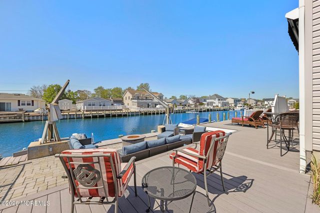 1931 Seaman Court, Toms River, NJ 08753