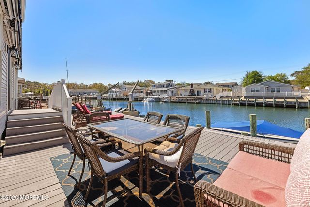 1931 Seaman Court, Toms River, NJ 08753