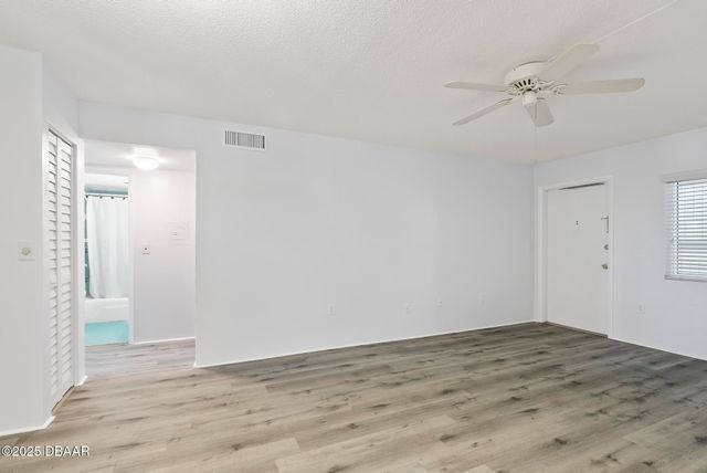 2711 N Halifax Ave Apt 380, Daytona Beach, FL 32118