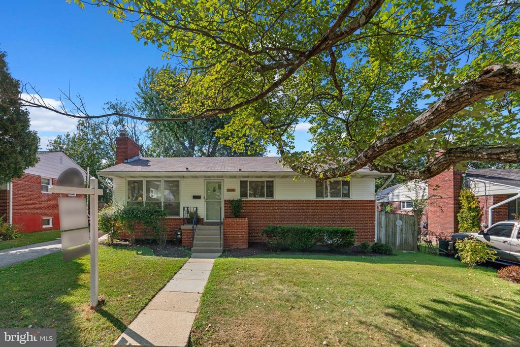 2104 REEDIE DR, Silver Spring, MD 20902
