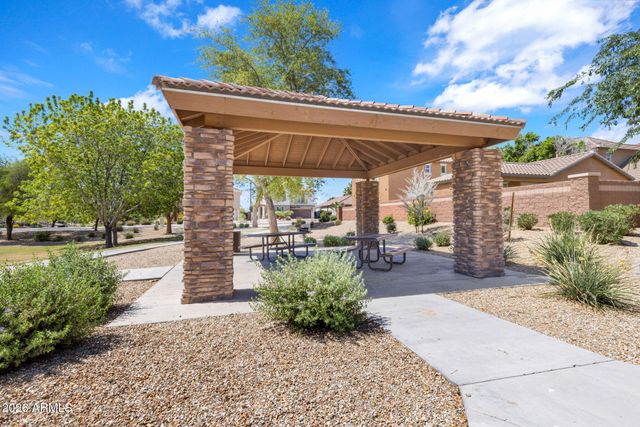 18211 W PALO VERDE Avenue, Waddell, AZ 85355