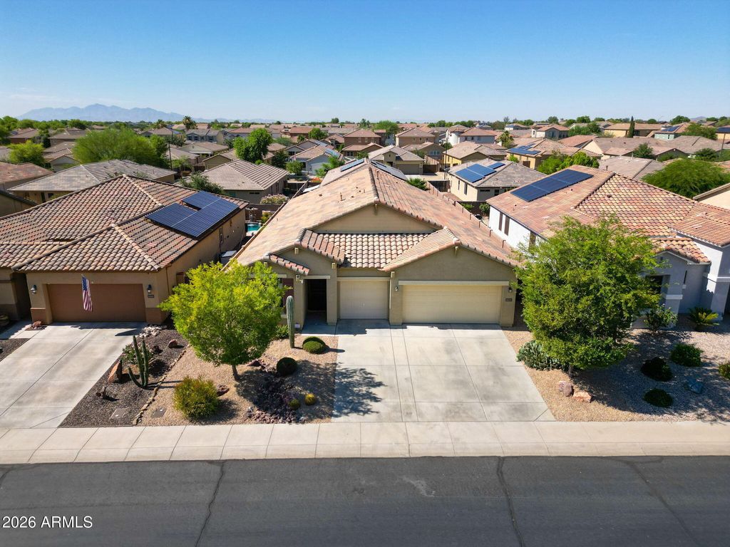 18211 W PALO VERDE Avenue, Waddell, AZ 85355 — photo 2