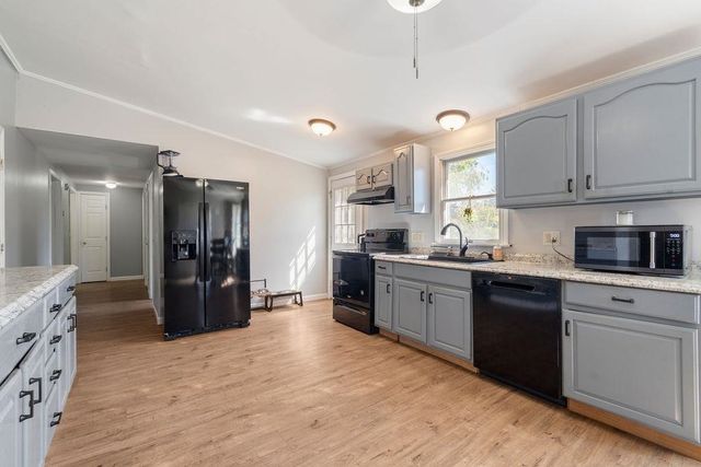 5 Alder Lane, Dover, NH 03820
