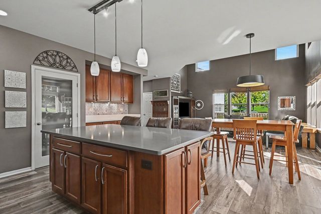 8404 Hanbury Court, Joliet, IL 60431