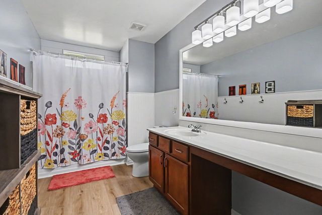 8404 Hanbury Court, Joliet, IL 60431