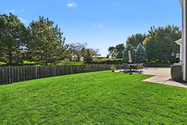 8404 Hanbury Court, Joliet, IL 60431