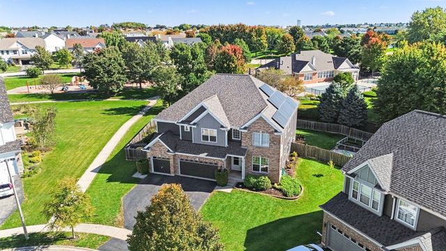 8404 Hanbury Court, Joliet, IL 60431