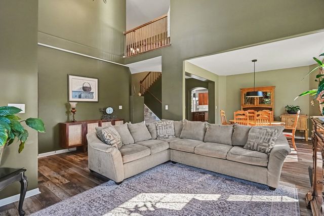 8404 Hanbury Court, Joliet, IL 60431
