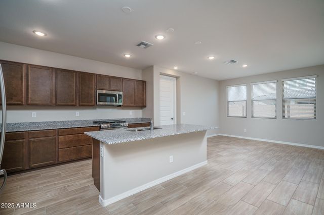 3996 S 178TH Drive, Goodyear, AZ 85338