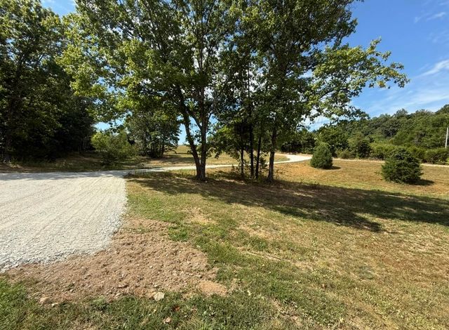 000 Rr 1 Box 222, Vanzant, MO 65768