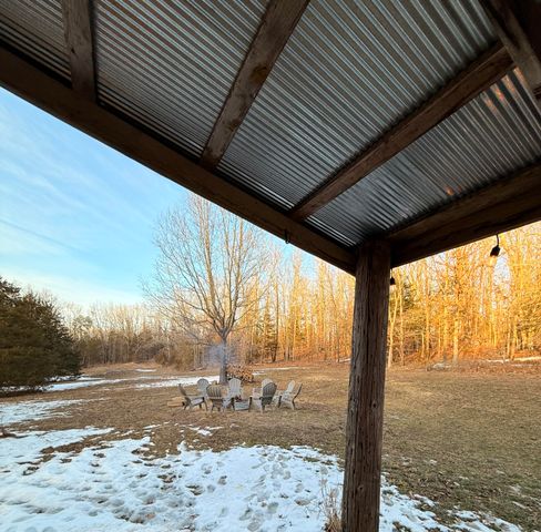 000 Rr 1 Box 222, Vanzant, MO 65768