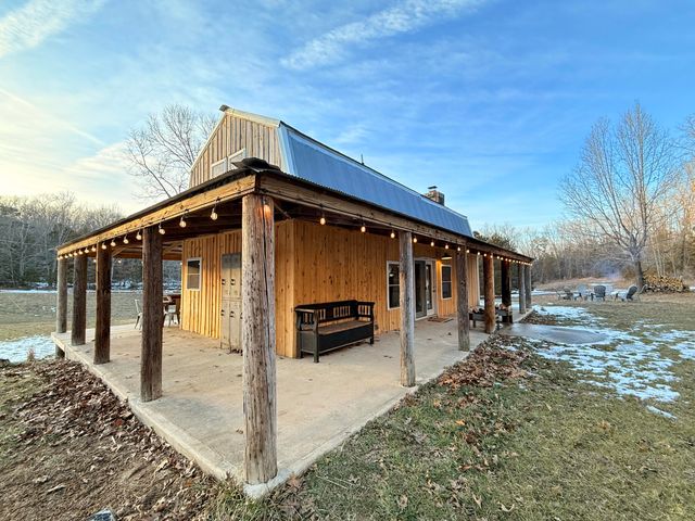 000 Rr 1 Box 222, Vanzant, MO 65768