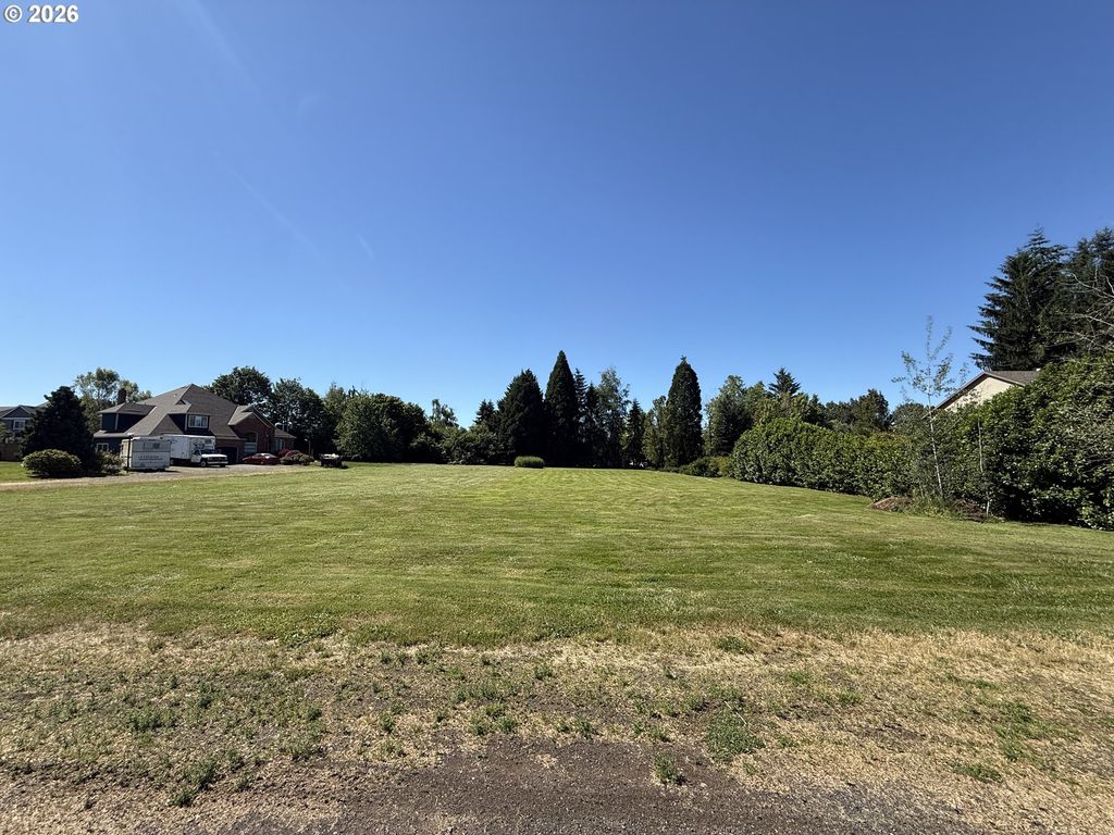 Se 32ND St, Gresham, OR 97080
