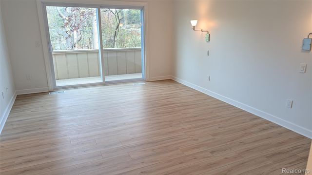 2014 Waldons Court S, West Bloomfield Charter Township, MI 48322