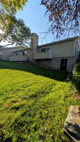 2014 Waldons Court S, West Bloomfield Charter Township, MI 48322