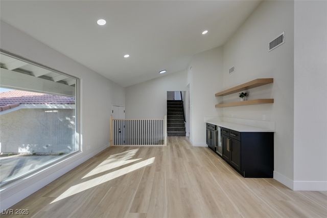 4650 White Rock Drive, Las Vegas, NV 89121