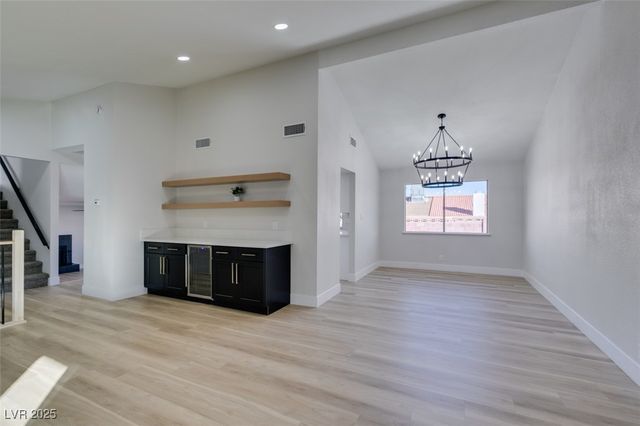 4650 White Rock Drive, Las Vegas, NV 89121