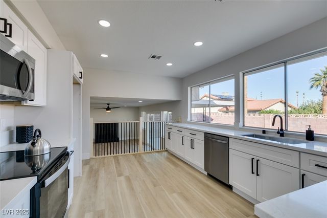 4650 White Rock Drive, Las Vegas, NV 89121