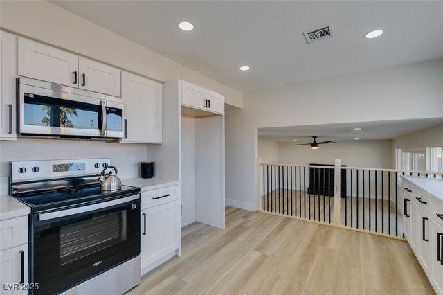 4650 White Rock Drive, Las Vegas, NV 89121