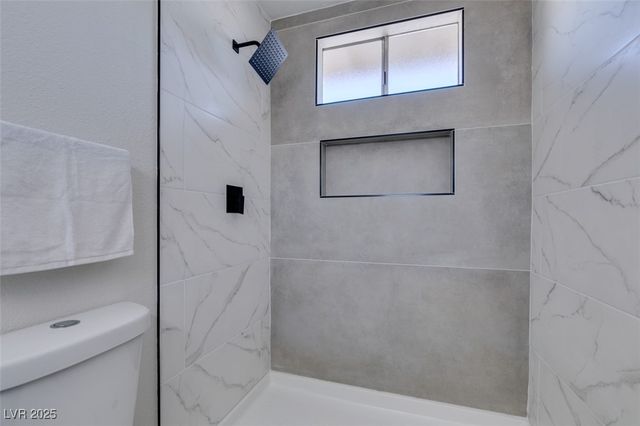 4650 White Rock Drive, Las Vegas, NV 89121