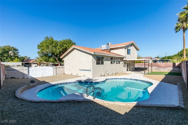 4650 White Rock Drive, Las Vegas, NV 89121