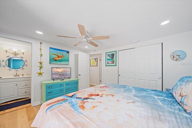 2923 LINWOOD DRIVE, Sarasota, FL 34232