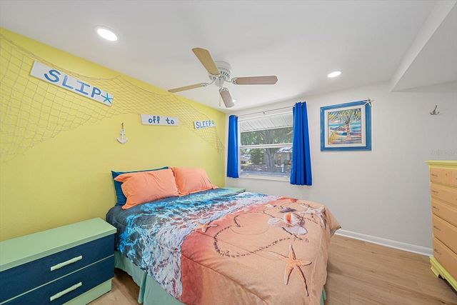 2923 LINWOOD DRIVE, Sarasota, FL 34232