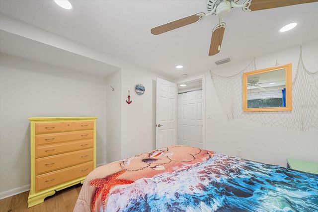 2923 LINWOOD DRIVE, Sarasota, FL 34232